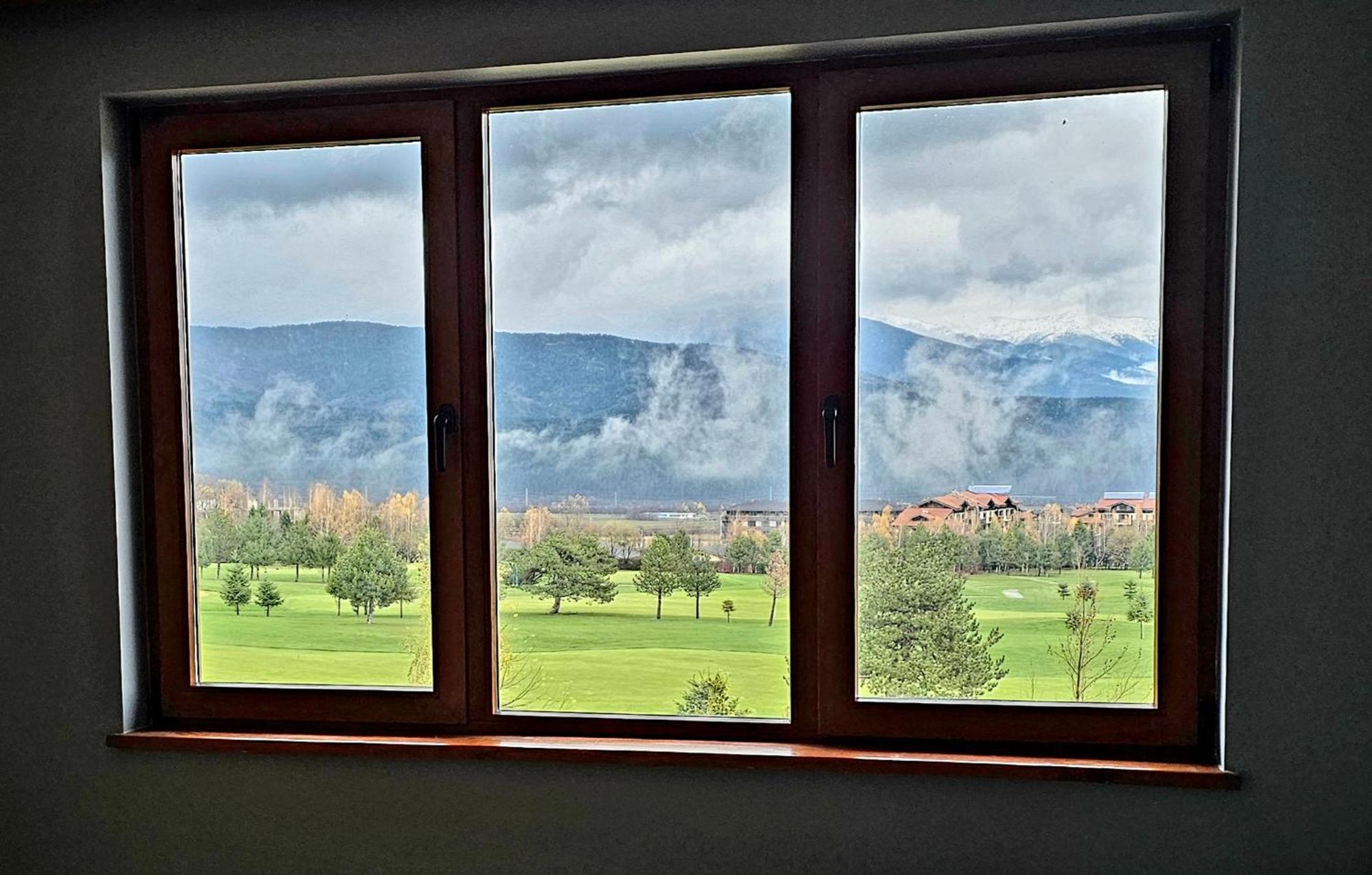 Green Peaks Suite In Pirin Golf & County Club Razlog Exterior photo