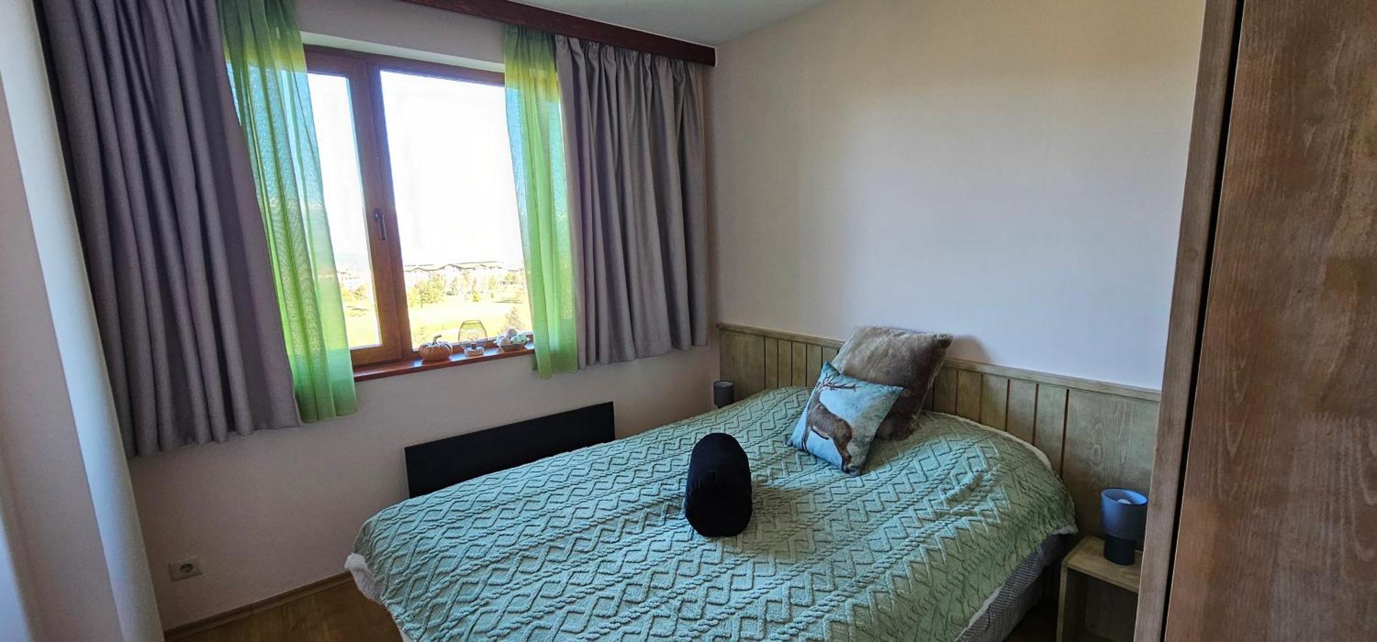 Green Peaks Suite In Pirin Golf & County Club Razlog Room photo