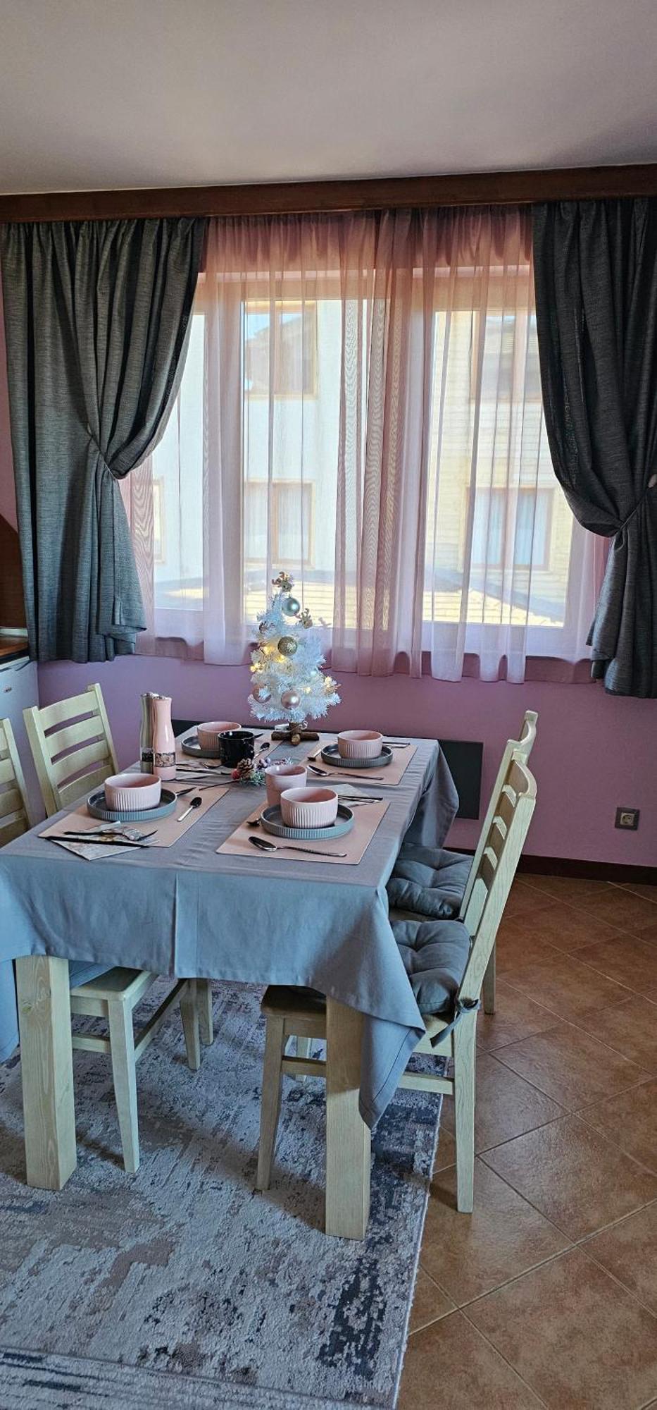 Green Peaks Suite In Pirin Golf & County Club Razlog Room photo